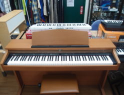 電子 ピアノ Roland HP103